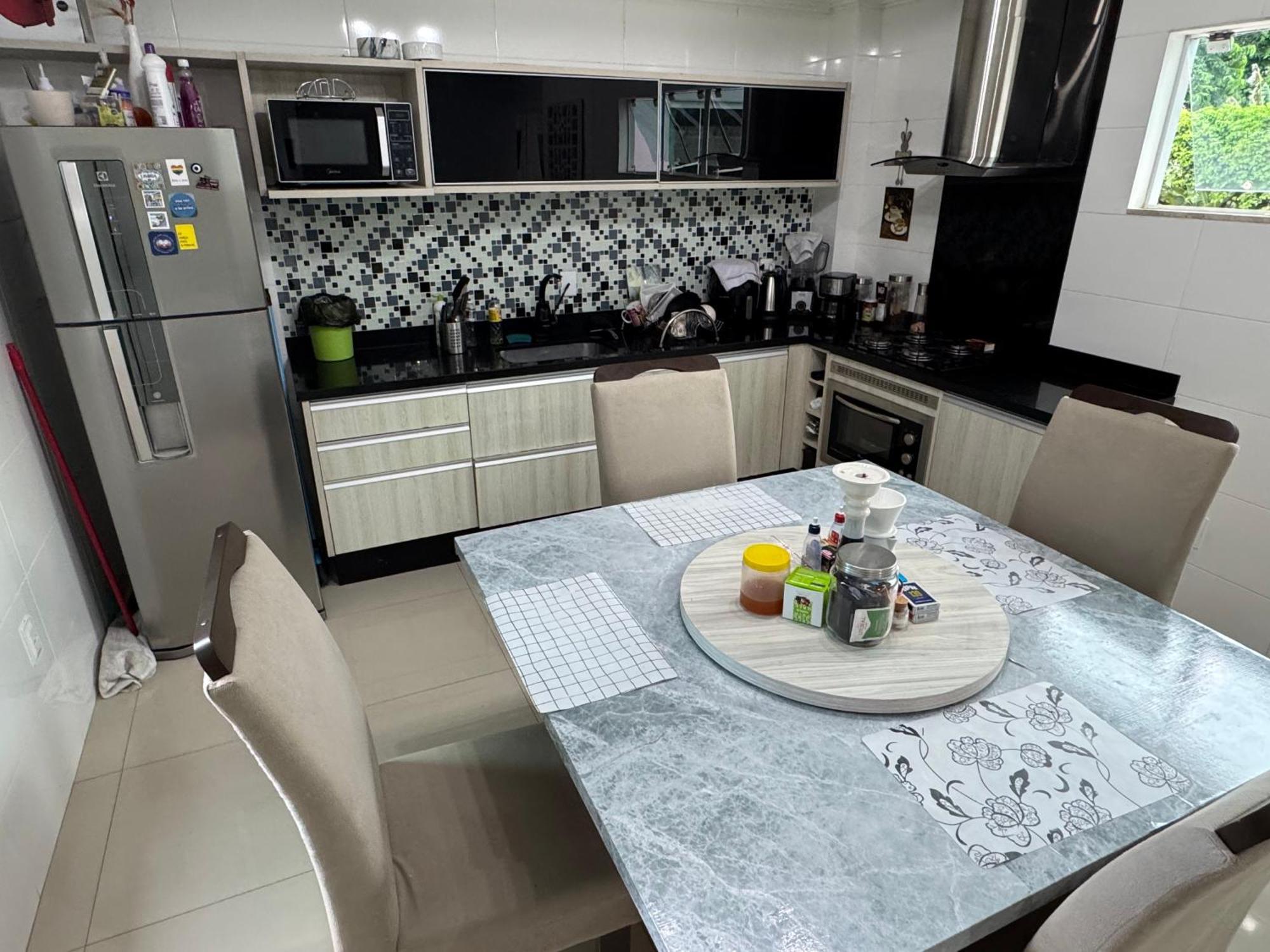 Habitación en casa particular Capoeiras Com Tv, Ar Quente-frio E Sacada Em Casa Com Jardim Florianópolis